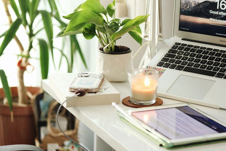 Creating a Productive Home Office Environment: Effective Tips